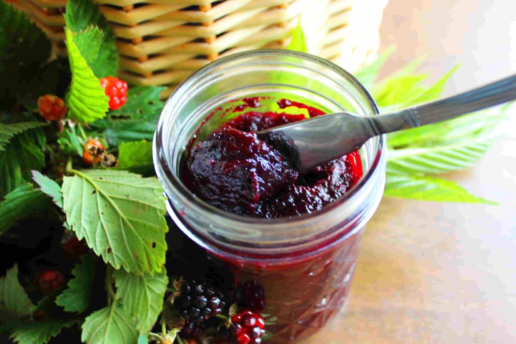 amish blackberry jam with wild blackberries 